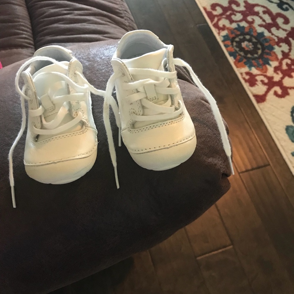 Stride Rite white sneakers 4.5 wide